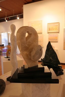 Julia Cake, Pippa, 2008, Original Sculpture Stone, size_width{Angelina_Jolie_and_Zahara-1516206079.jpg} X 55 cm