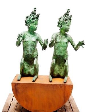 Artist: Katarzyna Lipecky - Title: twins - Medium: Bronze Sculpture - Year: 2020