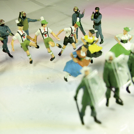 Pit Kinzer Artwork Gerngross Models Unverhaeltnismaessiger Einsatz gegen vermeintliche Extremisten, 2006 Color Photograph, undecided