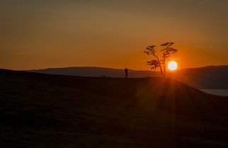 Dmytro Suptelia: 'закат', 2017 Color Photograph, nature. Siberia, Olkhon, Baikal, sunset, tree, lake, ...