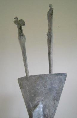 Daniel Janssens; Rock The Boat, 2005, Original Sculpture Ceramic, 30 x 90 cm. 