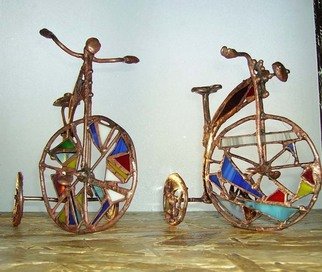 Lolita Sadauskaite; Bicycle, 2008, Original Sculpture Glass, 18 x 20 cm. 