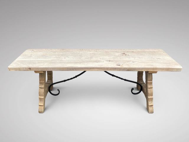 Anthony Short Www.anthonyshort.co.uk  'Antique Dining Table', created in 2021, Original Furniture.