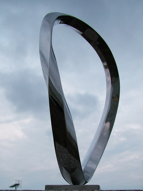 Wenqin Chen  'Endless Curve No4', created in 2010, Original Sculpture Steel.