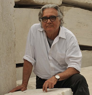 Photograph of Artist CARLOS EGUIGUREN