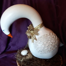 Swan, Laura Scott