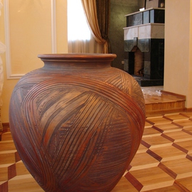 Vase By Mikhail Fomiryakov