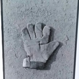 handske glove By Bengt Stenstrom