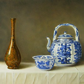 Chinese Kraak bowl and wine pot and bronze vase By Jan Teunissen