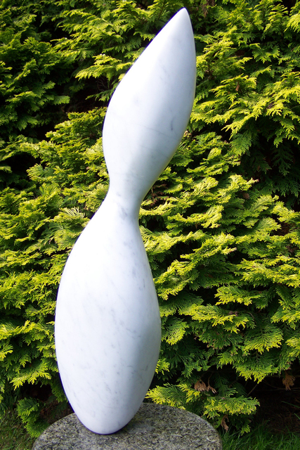 Julia Cake  'Snow Bird', created in 2015, Original Sculpture Marble.