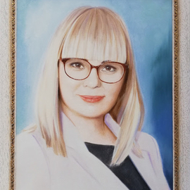 individual oil portrait By Lena Britova