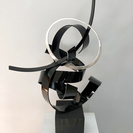 dancing alone sculpture By Mac Worthington