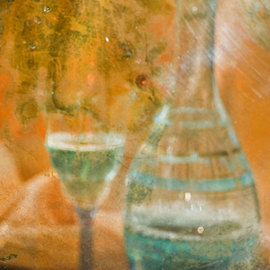 bottle and glass By Maria Pia Gatti