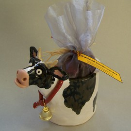 Cow Potpourri Vase Item  V1079 By Suzanne Noll